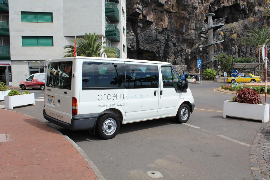Cheerfulway Bravamar Hotel Ribeira Brava Eksteriør billede